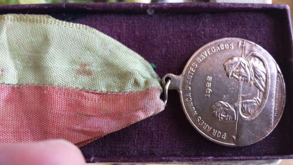 Medalha militar Sacadora Cabral e Gago Coutinho