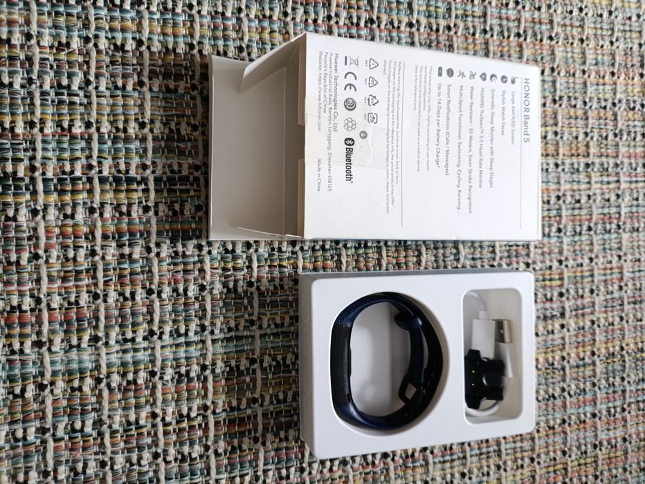 Sprzedam opaskę Honor Band 5