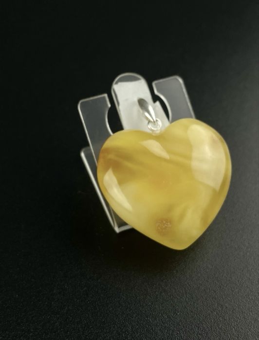 Wisiorek serce z naturalnego bursztynu 7,65g | srebro 925