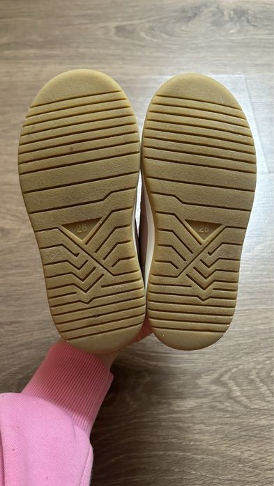 Демісезонні черевики H&M