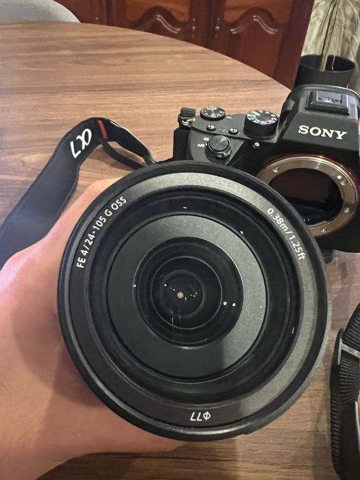 Sony a7iii - Corpo pouco utilizado + fe 24-105 G OSS*