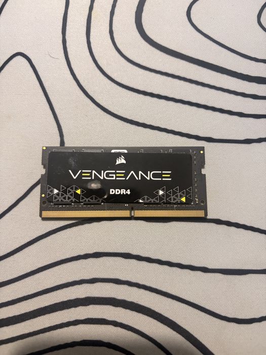Memória RAM Corsair Vengeance DDR4 16GB