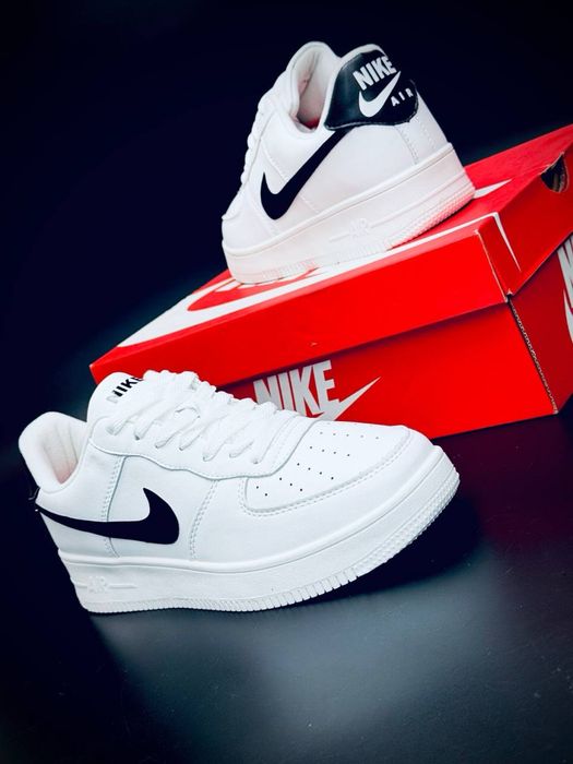Кросовки мужские найк найки на лето белые кожаные красовки nike Nike топ качество красавки найк лето стильные красивки найк
