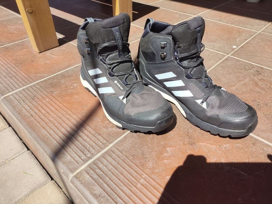 Трекінгові кросівки adidas terrex 44