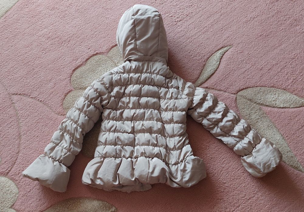 Куртка Benetton демісезонна.. Ріст 140.