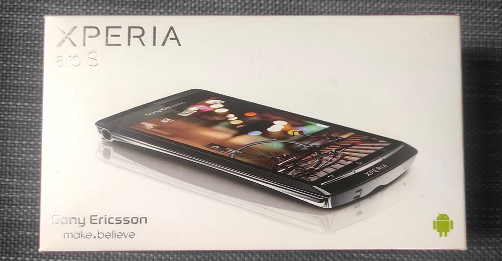 Sony Xperia Arc S solidny i elegancki