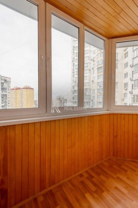 Оренда Квартира 3кімн 106м2 8пов вул Левка Лук’яненка Метро