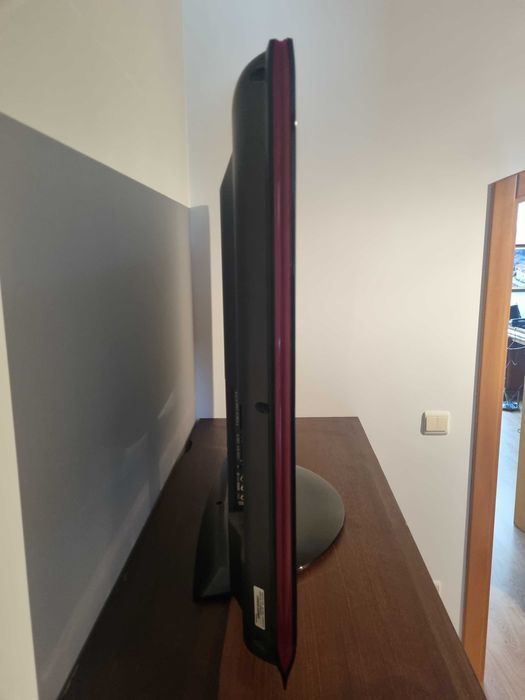 Vendo LG 42" em bom estado