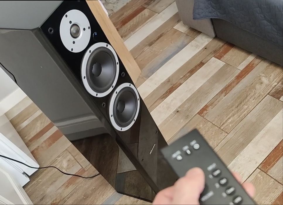 DYNAUDIO Xeo 3 і Xeo 5, з стійкими, бездротова акустична система