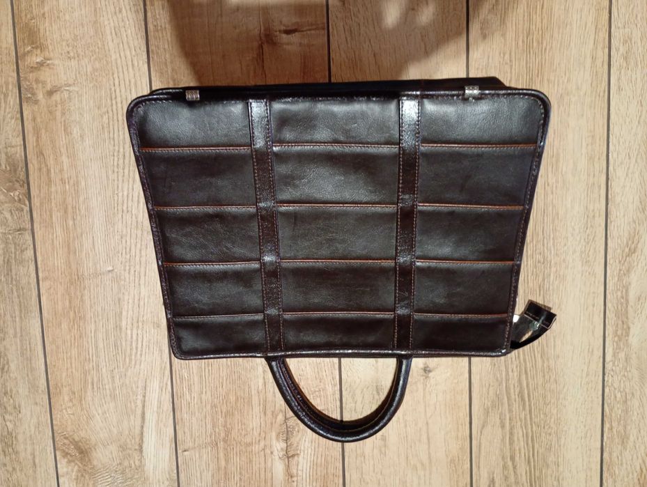 Torba skórzana z paskiem