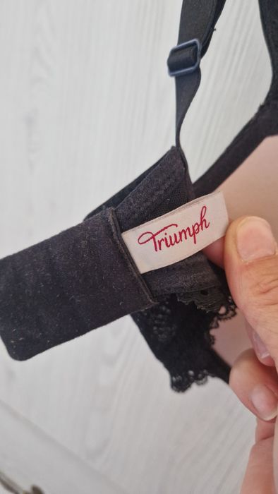 Biustonosz Triumph 70D