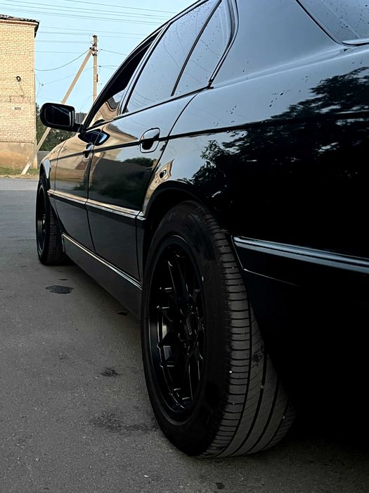 BMW e38 m60b30 механика