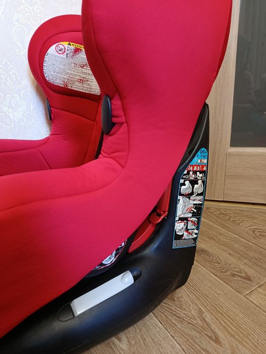 Дитяче автокрісло Bébé Confort Iseos Neo+ (0-18 кг)