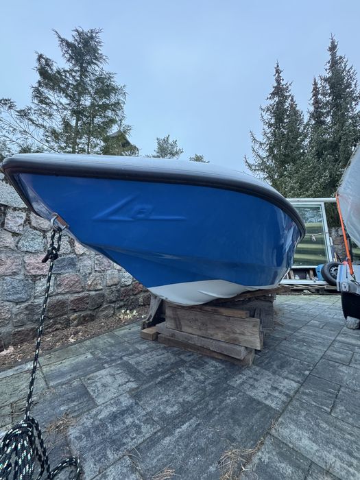 Łodź motorowa, kadłub.