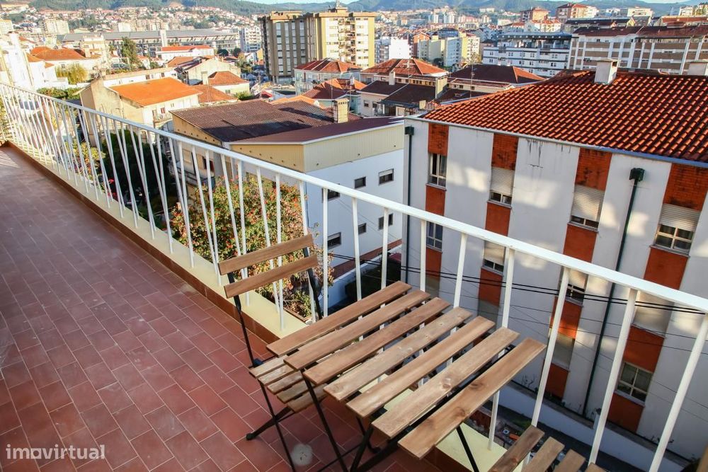 Apartamento com 1 quartos - localizado em  Coimbra