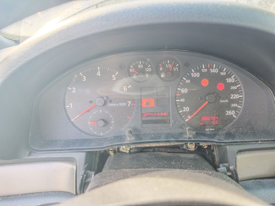 Aubi a4 B5 продам