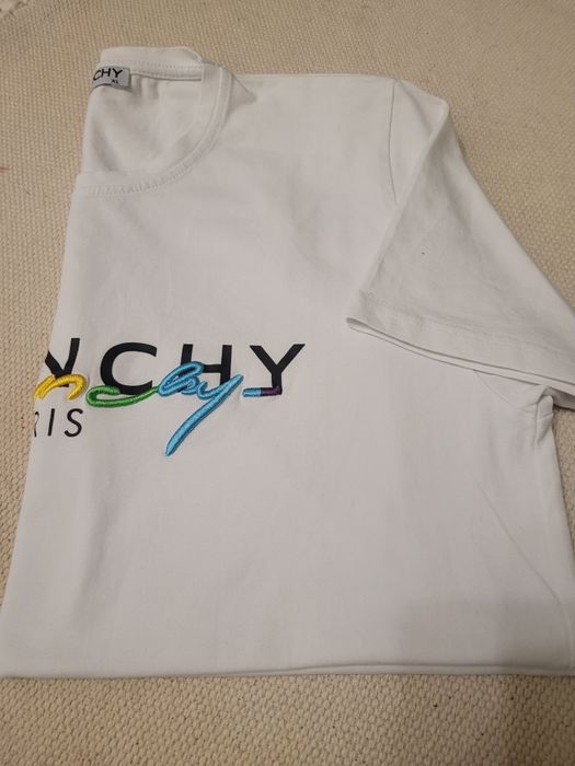 Нова оригінальна футболка Givenchy