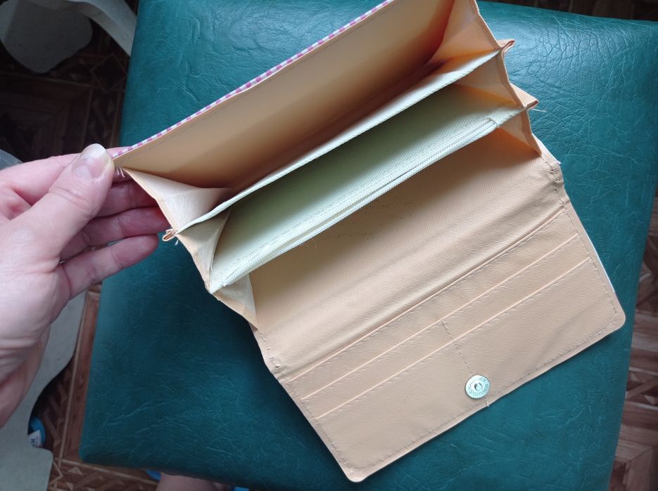 Гаманець для дівчинки