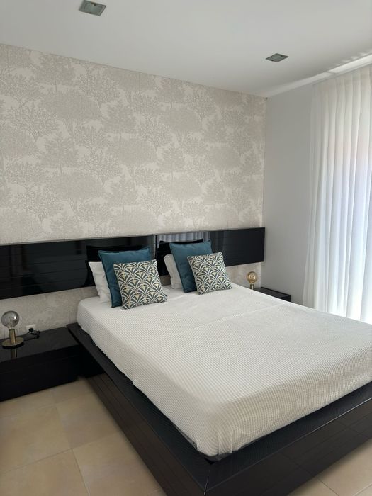 Apartamento Moderno com Vista Mar na Nazaré – Localização Premium