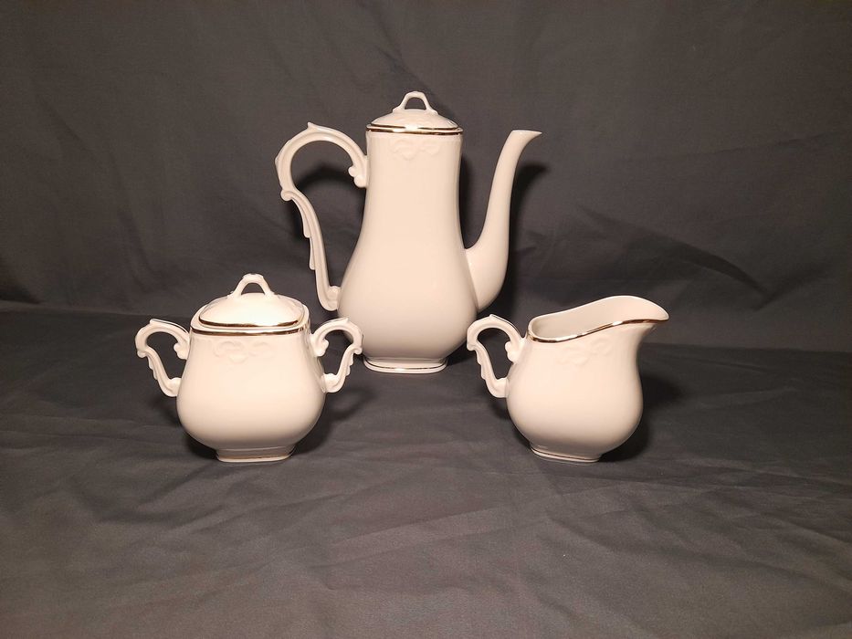 Serviço de café Vista Alegre antigo-- Serviço Mouzinho