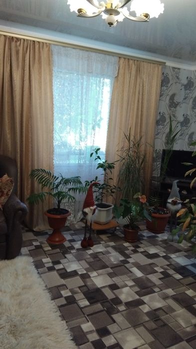 Продам приватний бу6
