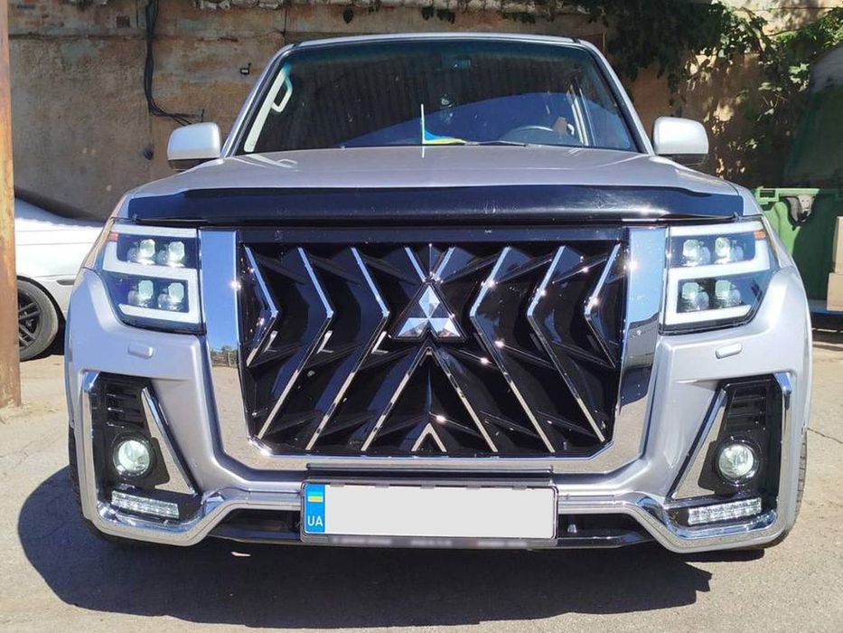 Mitsubishi Pajero Wagon IV Комплект обвісів Black Hawk