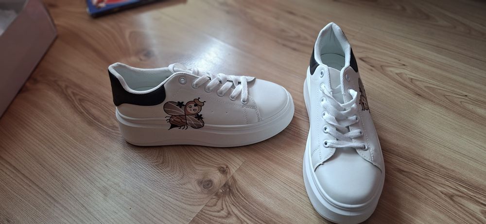 Adidasy damskie nowe