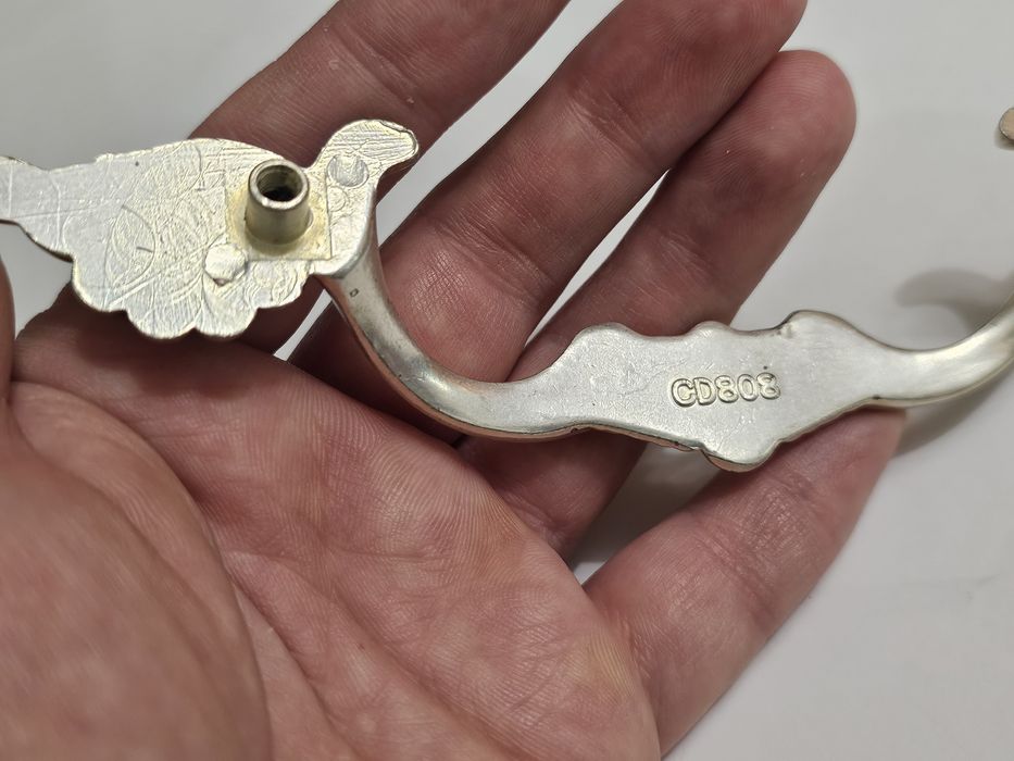 Меблева Фурнітура Ручка для Кухонної Меблі або для Ванної одна шт.