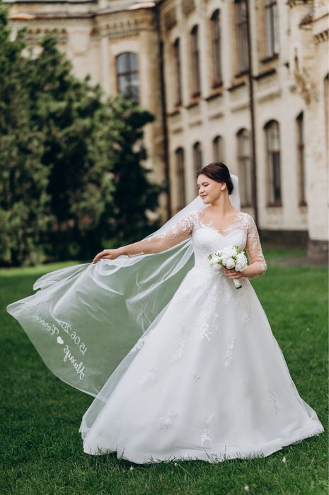 Весільна сукня, А-силует