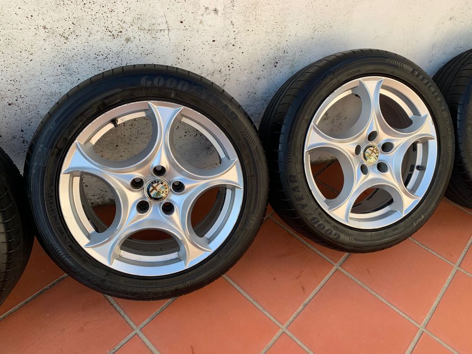 Jantes Alfa Romeo 159 com pneus