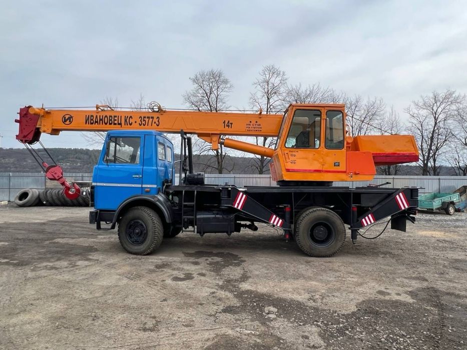 Автокран МАЗ 5337