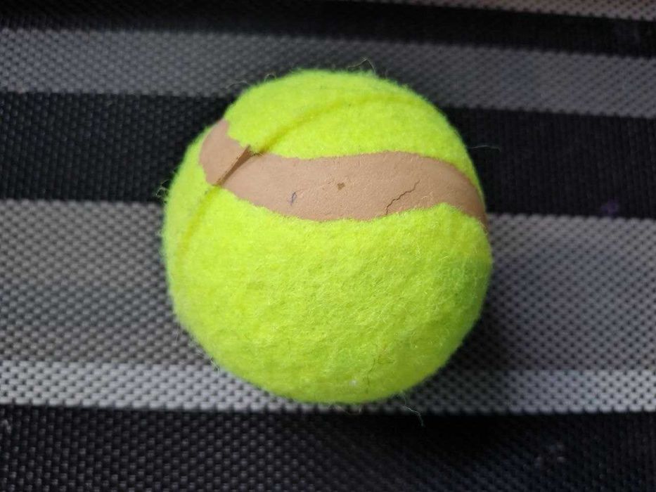 М'яч для тенніса теннісний м'ячик
