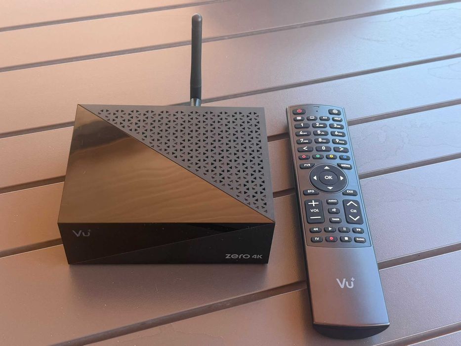 Box TV VU+ Zero 4K | DVB-C/T2 | Enigma2 | Comando + Antena