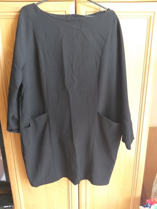 czarna sukienka 48 50