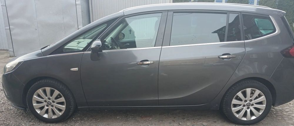 Opel Zafira Opel Zafira, 2011 diesel 2.0 / 7osobowy PIERWSZY WŁAŚCICIEL W KRAJU