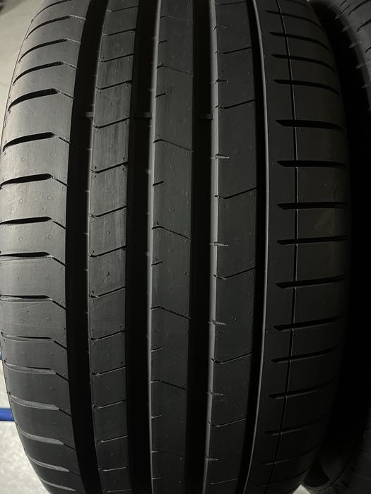 305/30/20+265/35/20 R20 Pirelli PZero PZ4 4шт нові