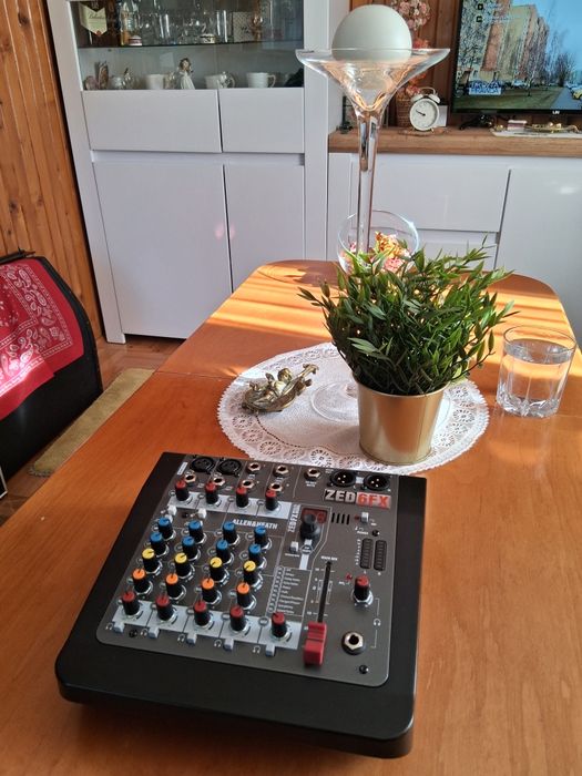 Mikser Allen Heath ZED 6 fx