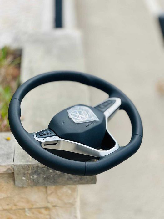 Volante VW Golf 8