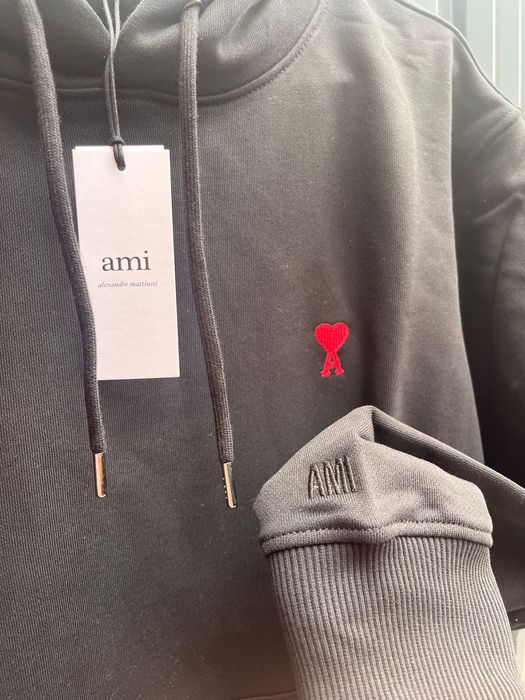 Hoodie Ami Preto