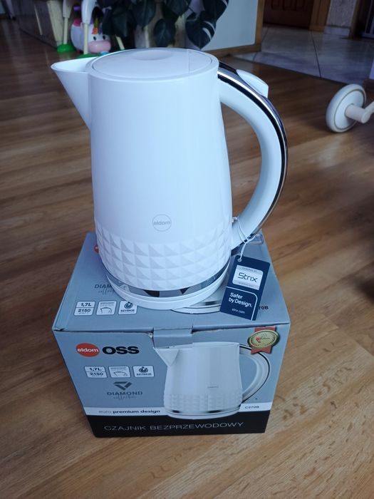 Czajnik Eldom C270B nowy