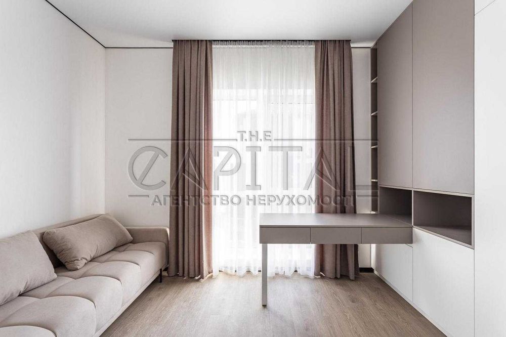 Продаж будинку в закритому КМ в селі Крюківщина Автономний з ремонтом