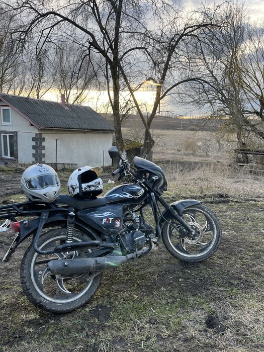 Продам або обміняю мустанг фіт 125 на ваз !