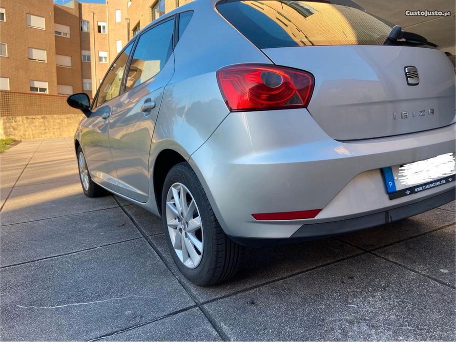 Seat Ibiza bem estimado