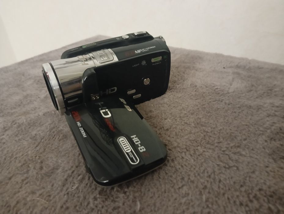 Продам відеокамеру