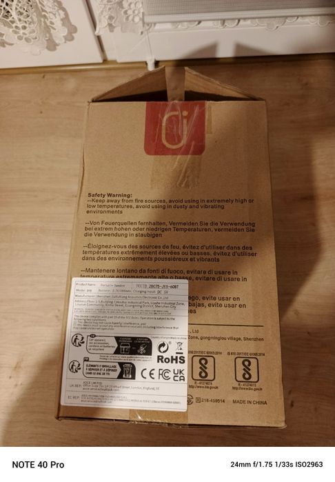 Glośnik Bluetooth do karaoke- nowy