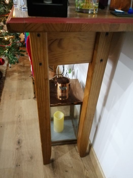 Mesa e espelho de Hall de entrada