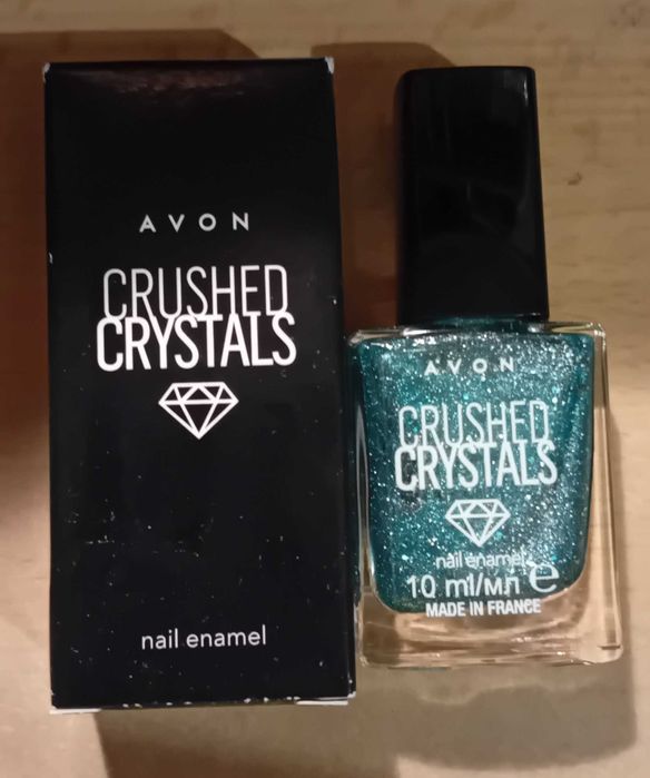 Lakier do paznokci Crushed Crystals z Avon!