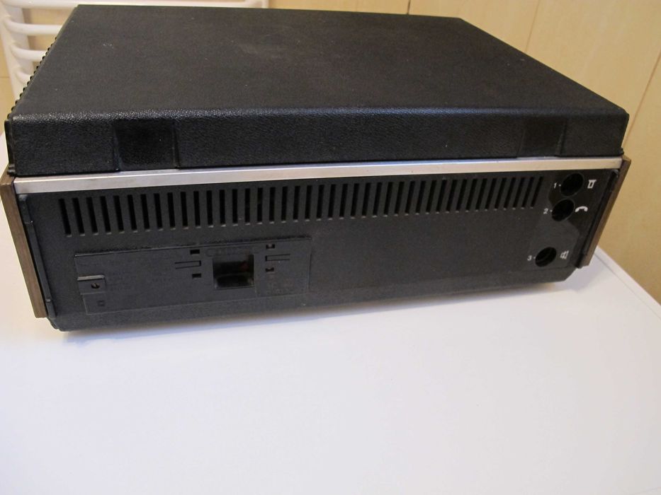 Magnetofon szpulowy Grundig TK-126