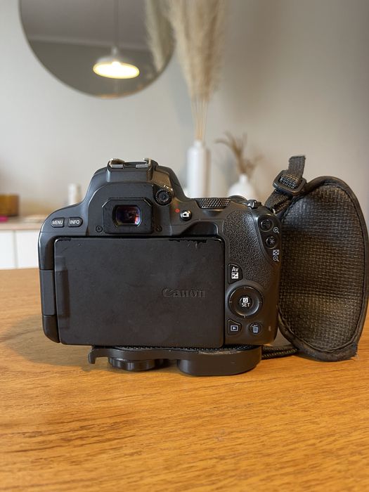 Kit Canon 200d + Sigma 35 F1.4 + Tokina 11-16 F2.8 + Canon 50 F1.8