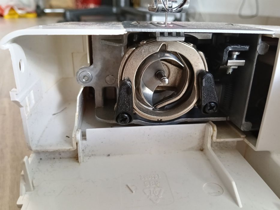 Maquina de costura JOCEL